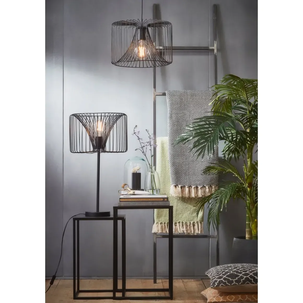 Goa Bijzettafel – Set van 2 – L30 x B30 x H70 cm – Metaal – Zwart