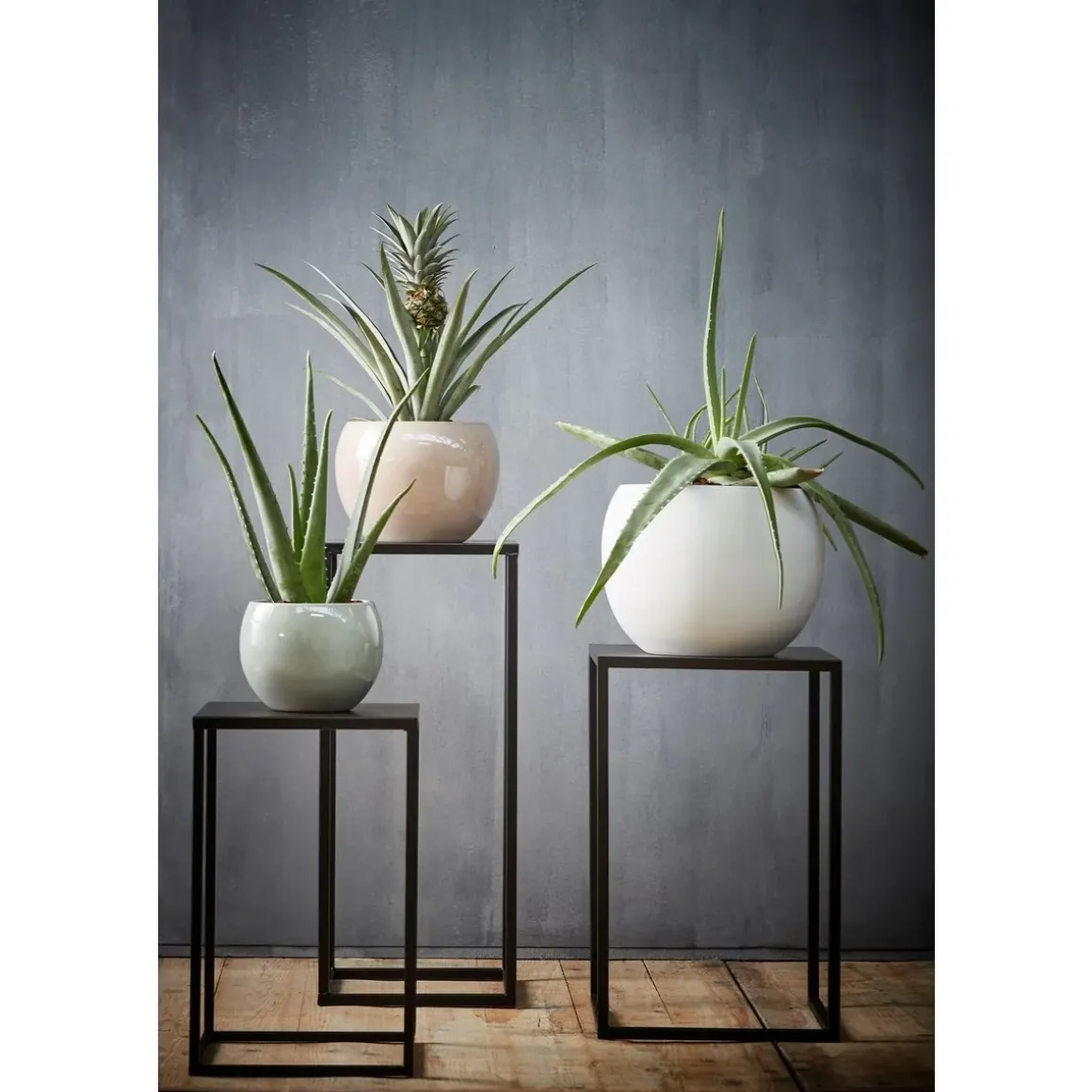 Goa Bijzettafel – Set van 2 – L35 x B35 x H55 cm – Metaal – Zwart