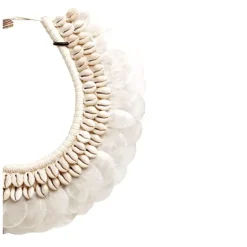 J36 schelpen ketting ornament op voet