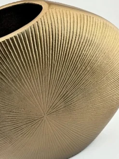 Vaas rond ovaal plat goud 28×25.5cm